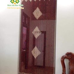 Rèm hạt gỗ phong thủy che cửa thông phòng