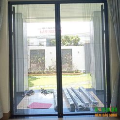 Lắp cửa chắn muỗi giá xưởng - Chống Muỗi Không Hóa Chất CLBM35